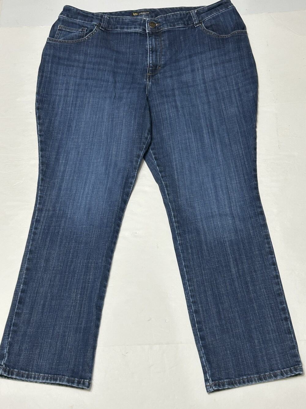 Lee Jeans Womens 20W Medium Relaxed Fit Straight Leg Mid Rise Dark Wash Denim
